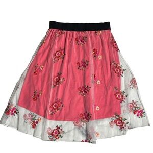Lularoe L Lola embroidered mesh overlay skirt white pink